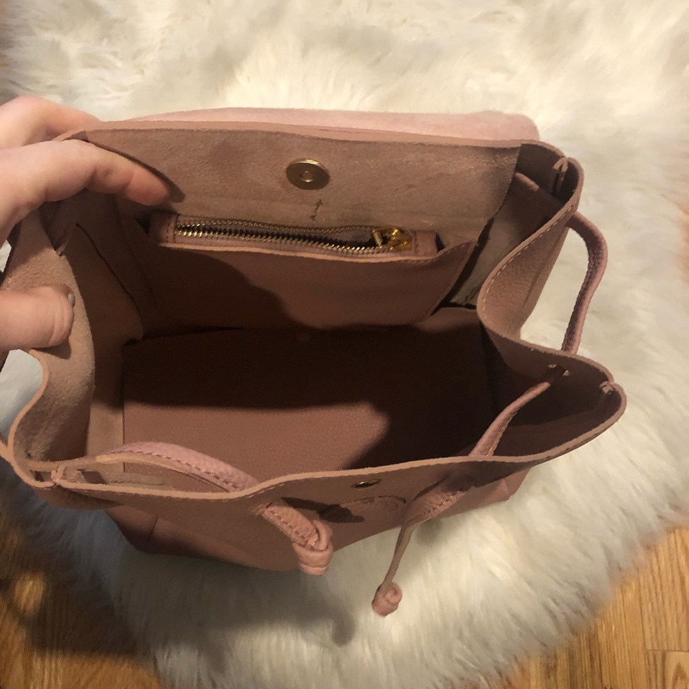Pink backpack!!! - Picture 4 of 5
